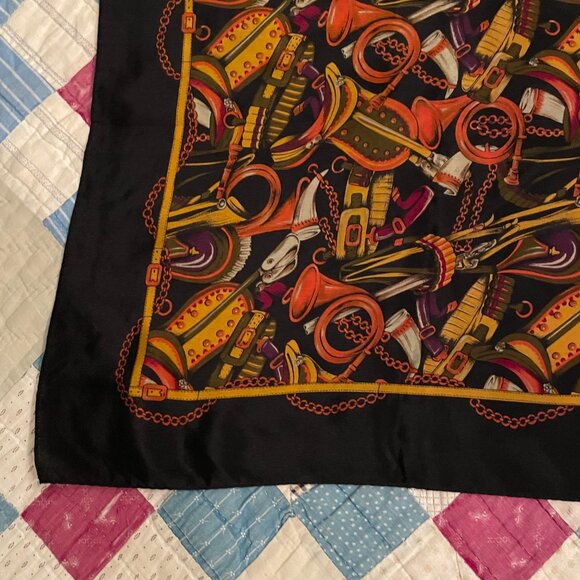 Vintage 80s Ann Taylor Silk Scarf Hand Rolled Equestrian Theme Horns Preppy - Picture 3 of 13